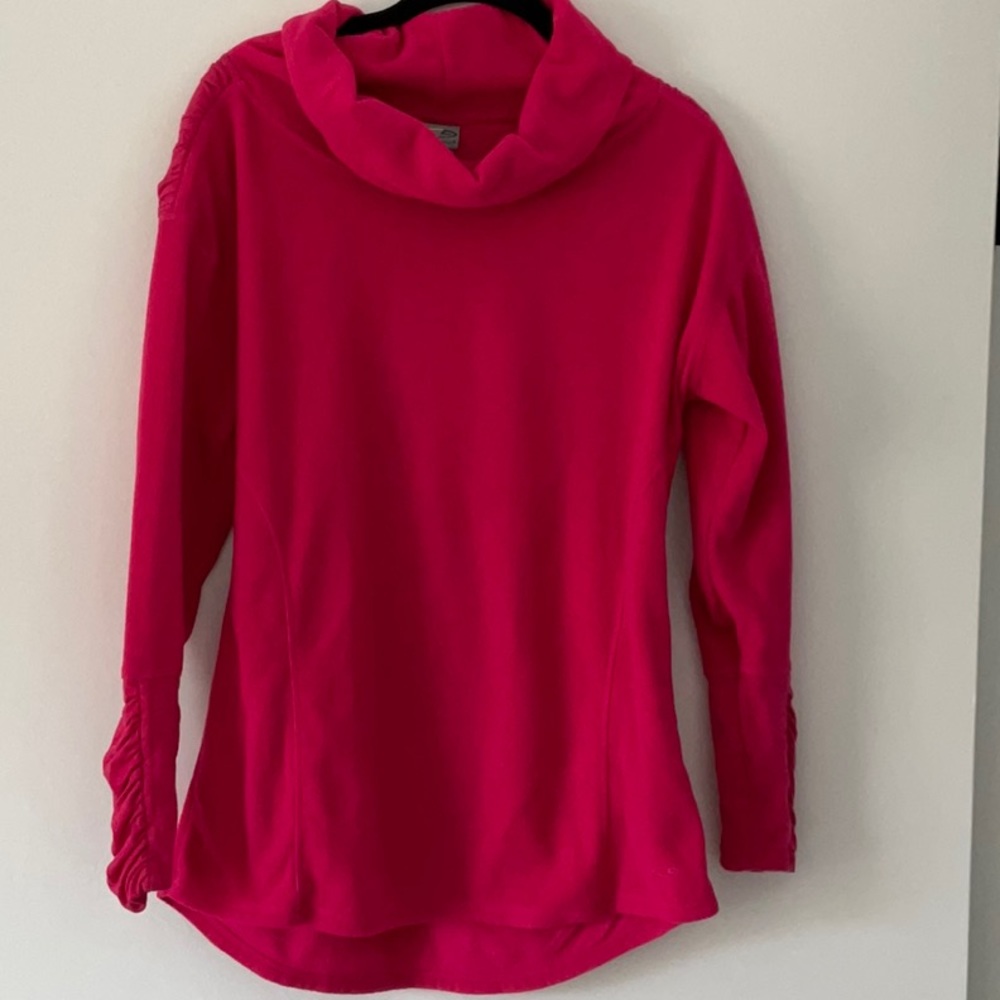 Champion Fleece Top  Size Medium